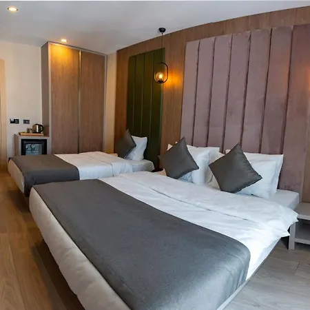 Hotel Perast *